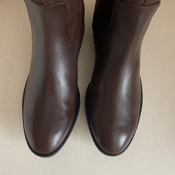 NEW Vince Camuto "Pauletta" Tall Shaft Boots in a brown/chocolate colorway - Picture 4 of 15